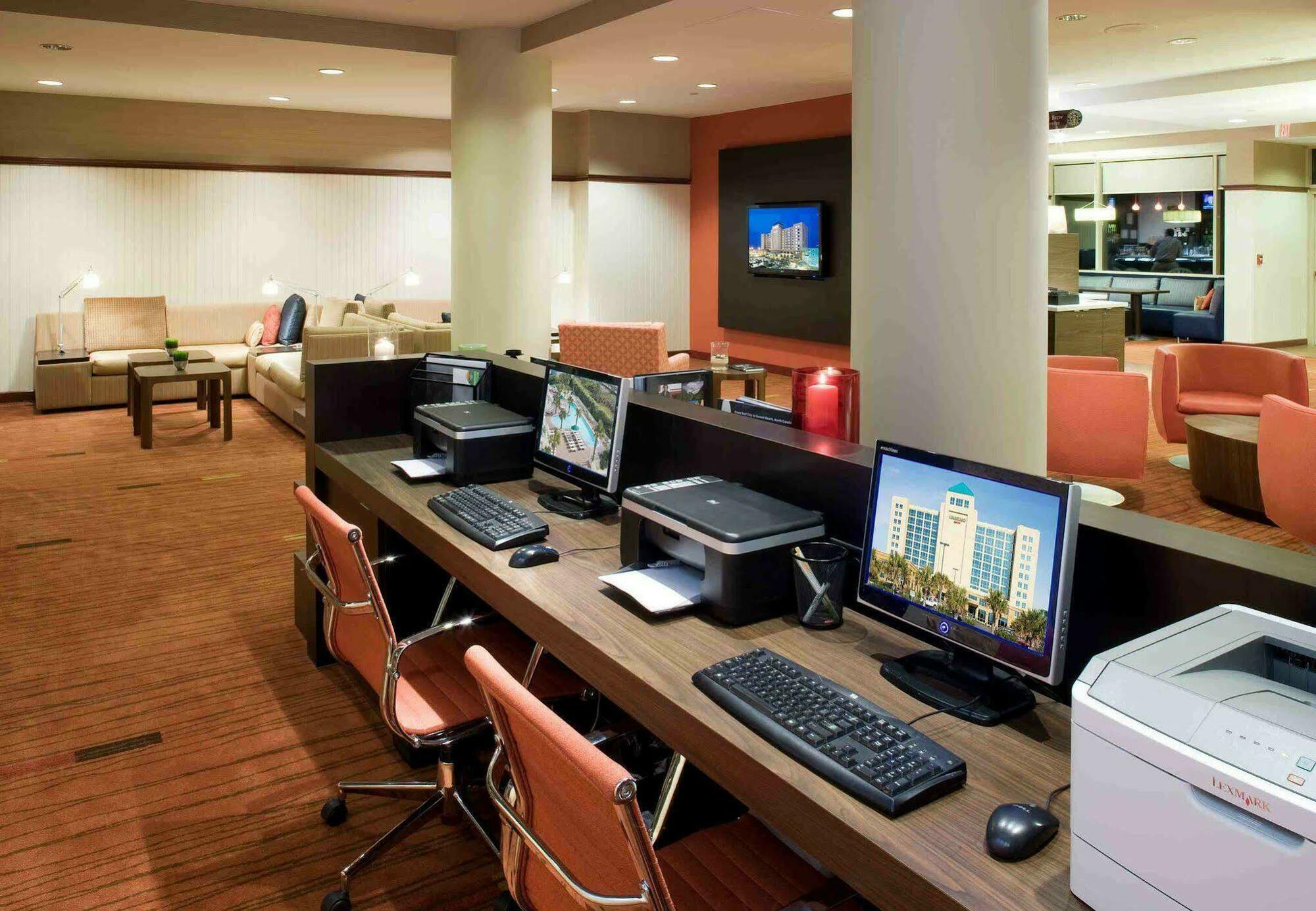 Courtyard Carolina Beach Oceanfront Экстерьер фото